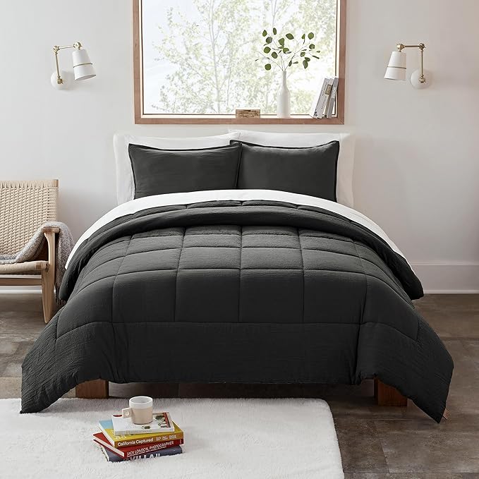 UGG Full/Queen Comforter Set with 2 Pillow Shams, Lightweight Down Alternative Blanket, Reversible Cozy Warm All Season Washable, Hypoallergenic Bedding Set, Charcoal Grey (Leonora)
