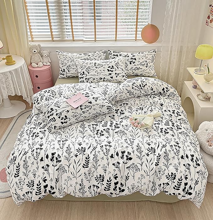 KAREVER Botanical Comforter Set King White and Black Floral Plant Bedding Comforter Set Girls Garden Pattern Printed on White Blanket Rustic Leaf Blossom Women White Farmhouse Comforter King