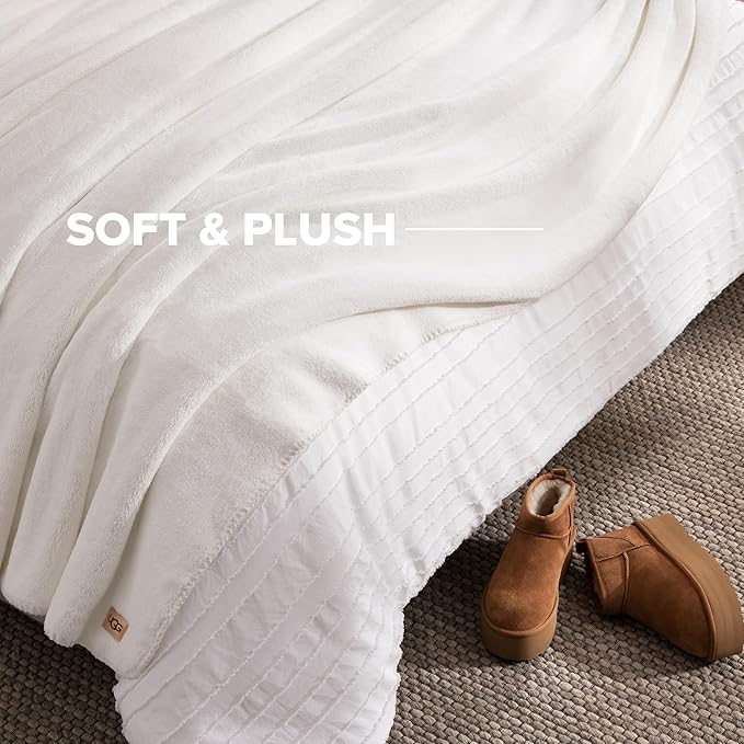 UGG Plush King Size Blanket for Bed, Fleece Soft Fuzzy Blanket, Luxury Warm Extra Large Throw for Couch, Washable Hypoallergenic Bedding California King Bed, 110" x 90", White Snow (Whitecap)