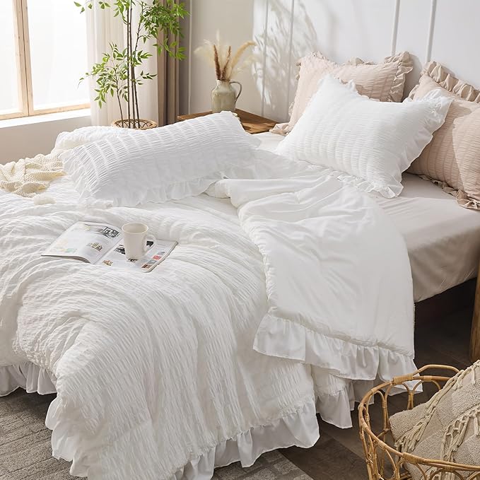 JOLLYVOGUE White Comforter Full Size, 3 Pieces Seersucker Lightweight Full Size Bedding, All Season Fluffy Microfiber Bedding Comforter Set with 1 Ruffle Comforter and 2 Ruffle Pillowshams