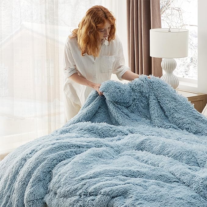 Bedsure GentleSoft Fluffy Light Sky Blue Throw Blanket, Dusty Baby Blue Decor Gifts for Women Men, Soft Cozy Fuzzy Plush Warm Minky Thick Sherpa Fleece Faux Fur Throw Blanket for Couch Bed, 50x60