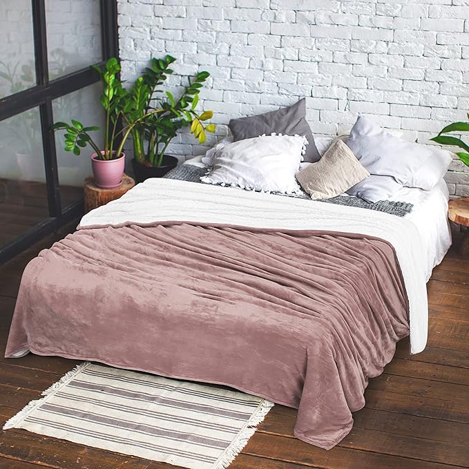 Utopia Bedding Sherpa Blanket Throw Size (Rose Pink, 50x60 Inches) - Soft Lightweight Plush Fleece Reversible Blanket for Bed, Sofa, Couch, Camping and Travel