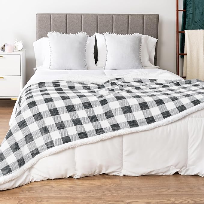 PAVILIA Light Grey Buffalo Plaid Sherpa Throw Blanket for Couch Twin, Soft Fuzzy Flannel Blanket for Bed, Plush Checkered Fleece Blanket and Throws, Warm Thick Winter Blanket Gift, 60x80