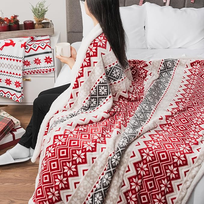 PAVILIA Premium Christmas Sherpa Throw Blanket | Christmas Decoration, Fleece, Plush, Warm, Cozy Reversible Microfiber Holiday Blanket 60x80