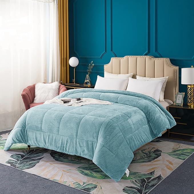 KASENTEX Super Ultra Soft Luxury Plush Sherpa All Season Comforter King Size, Cozy Reversible Faux Fur Machine Washable Bedding, Cloud Blue