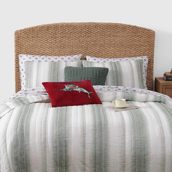 Tommy Bahama - Queen Size Sheet Set, Crisp & Cool Cotton Percale Bedding with a Smooth Lightweight Feel, 4 Piece Holiday Bed Sheets with Matching Pillowcases (Palm Tree Trellis Red)