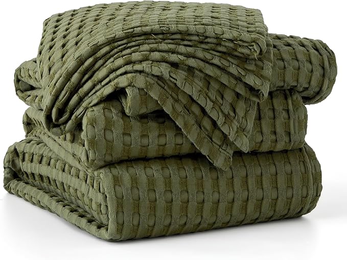 Bedsure Cooling Cotton Waffle Oversized King Blanket - Lightweight Breathable Rayon Derived from Bamboo for Hot Sleepers, Luxury Throws for Bed and Sofa, Green, 120x96 Inches