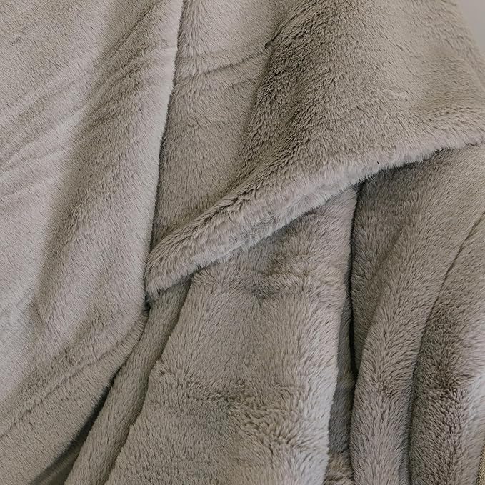 Minky Designs Ash Gray Minky Blanket – Ultra Soft Faux Fur Throw Blanket for Couch, Bed & Home – Fluffy, Warm & Luxurious – Posh Collection (Large, 60x72)