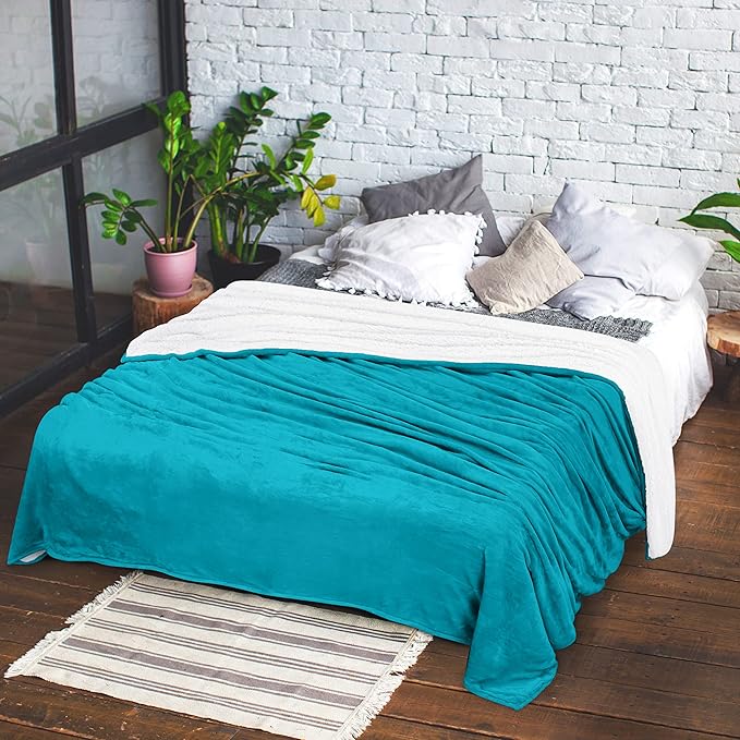 Utopia Bedding Sherpa Blanket Throw Size (Turquoise, 50x60 Inches) - Soft Lightweight Plush Fleece Reversible Blanket for Bed, Sofa, Couch, Camping and Travel