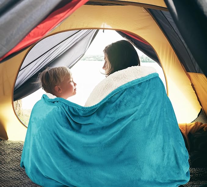 Utopia Bedding Sherpa Blanket Twin Size (Turquoise, 90x66 Inches) - Soft Lightweight Plush Fleece Reversible Blanket for Bed, Sofa, Couch, Camping and Travel