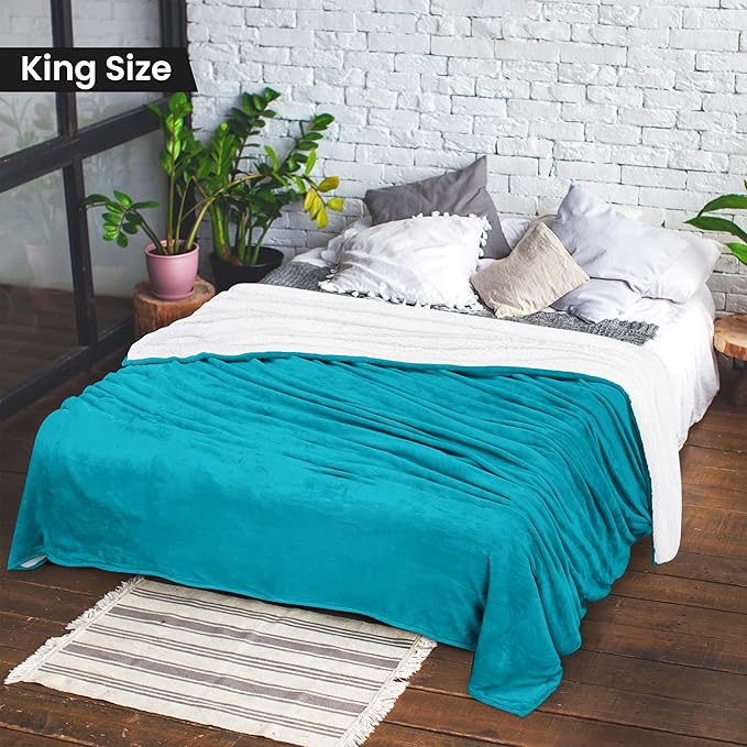 Utopia Bedding Sherpa Blanket King Size (Turquoise, 90x102 Inches) - Soft Lightweight Plush Fleece Reversible Blanket for Bed, Sofa, Couch, Camping and Travel