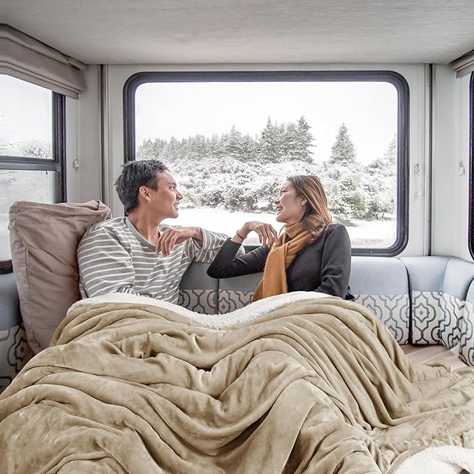 Utopia Bedding Sherpa Blanket Full Size (Camel, 90x84 Inches) - Soft Lightweight Plush Fleece Reversible Blanket for Bed, Sofa, Couch, Camping and Travel