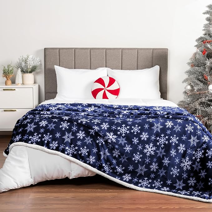 PAVILIA Premium Christmas Sherpa Throw Blanket | Blue Snowflake Decoration, Fleece, Plush, Warm, Cozy Reversible Microfiber Holiday Blanket 60 x 80 Inches