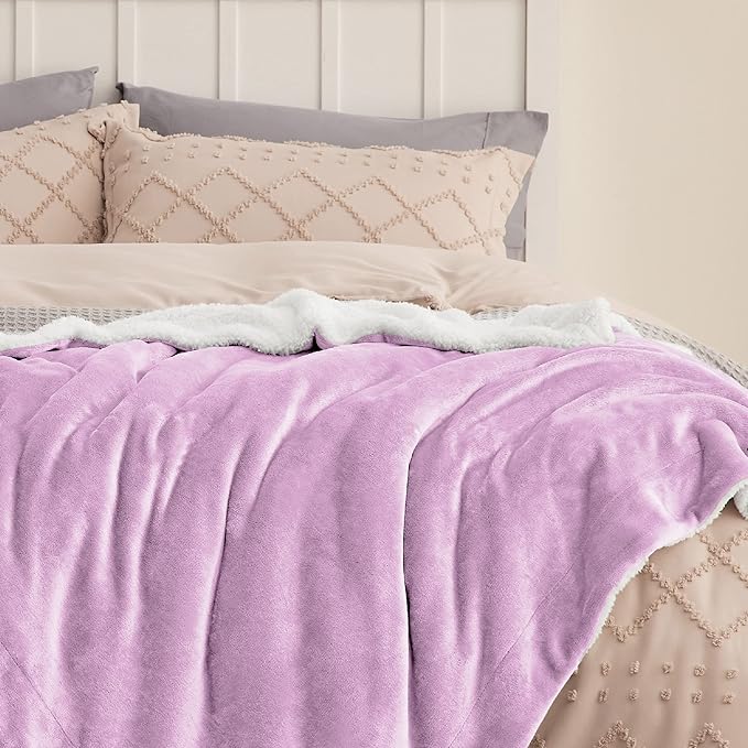Bedsure GentleSoft Sherpa Fleece Blankets Queen Size for Bed - Thick and Warm Throw for Girls and Women, Soft Fuzzy Plush Queen Blanket for Winter, Lilac, 90x90 Inches