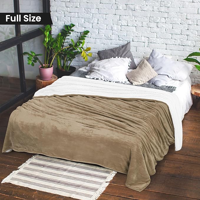 Utopia Bedding Sherpa Blanket Full Size (Camel, 90x84 Inches) - Soft Lightweight Plush Fleece Reversible Blanket for Bed, Sofa, Couch, Camping and Travel