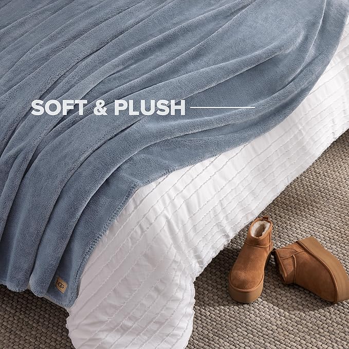 UGG Plush King Size Blanket for Bed, Fleece Cozy Blanket, Luxury Warm Large Throw for Couch, Washable Hypoallergenic California King Bedding, 110" x 90", Denim Blue (Whitecap)