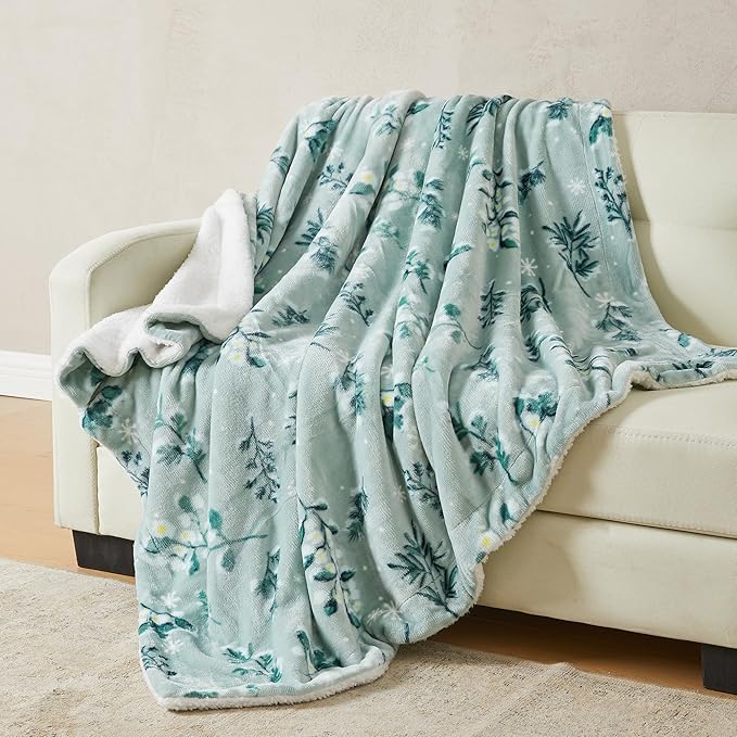 Fleece/Sherpa Throw Blanket - Super Soft Printed Blanket for Couch, Chair, or Bed - Cozy, Luxurious Plush Throw Blanket - Throw 50" x 60", Snowy Botanical