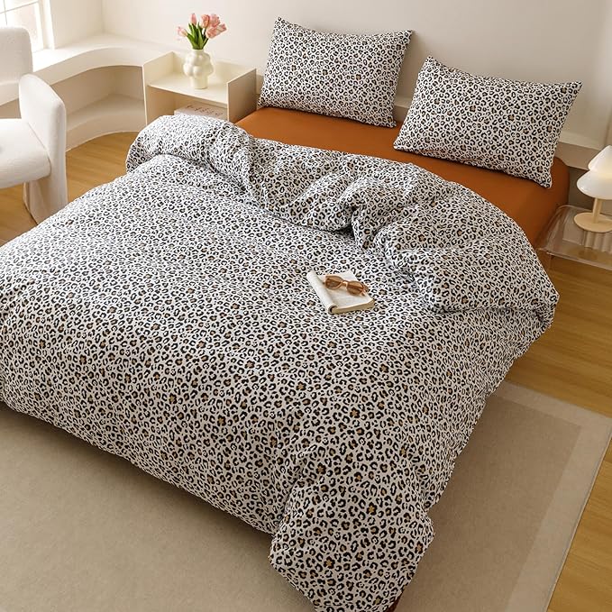 Cottonight Leopard Comforter Set Twin Animal Cheetah Print Bedding Set 3 Pieces Leopard Print Comforter Fluffy Soft Bedding Set Kids Teens Twin Comforter with 2 Pillowcases