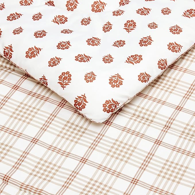 Amazon Basics Lightweight Microfiber Comforter Sets, 2-Pieces, Off White, Floral, Twin/Twin XL