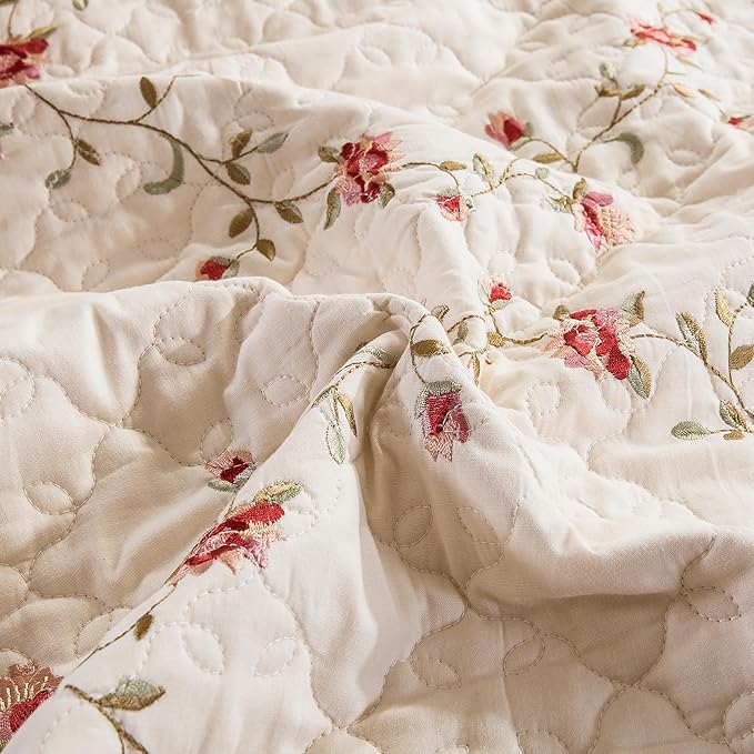 Quilt Set Classical 3D Floral Embroidery Pattern 3-Piece Cotton Reversible Quilted Embroidered Decorative Bedspreads Coverlet Bedding Set, Lightweight &Soft,Beige,King Size