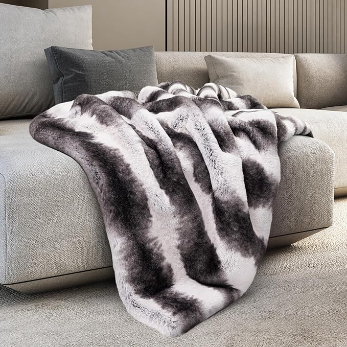 Mon Chateau 60" x 70" Embrace Foldover Faux Fur Throw, Plush Throw with 6cm Foldover for Couch, Sofa, or Bed, Ultra Soft Blanket for Sleeping or Home Decor, Meadow Loom