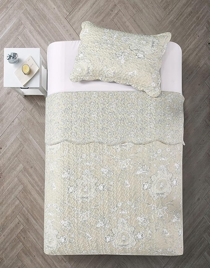 Brilliant Sunshine Classic Grey Floral Toile in Beige Background, 2-Piece Quilt Set with 1 Sham, Reversible Bedspread, Soft Lightweight Coverlet, All-Season, Twin, Beige