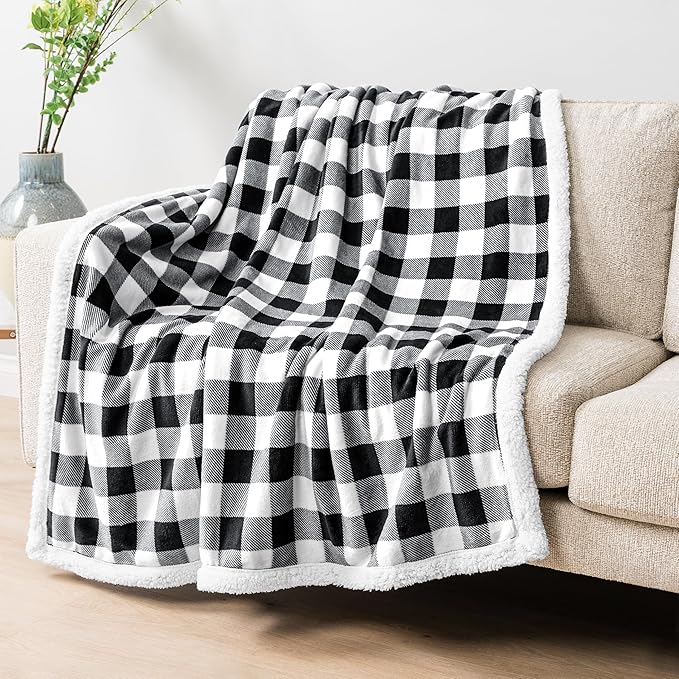 PAVILIA Black and White Buffalo Plaid Sherpa Throw Blanket for Couch Twin, Soft Fuzzy Flannel Blanket for Bed, Plush Checkered Fleece Blanket and Throws, Warm Thick Winter Blanket Gift, 60x80