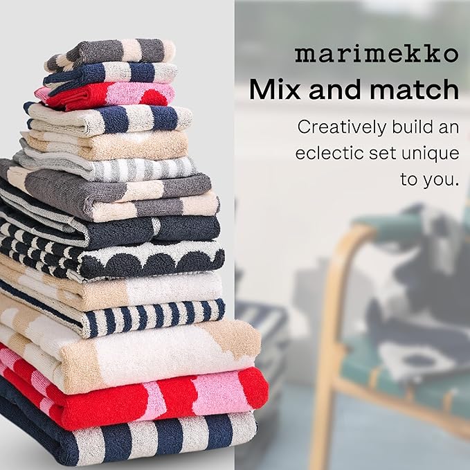 MARIMEKKO Unikko Terry Cotton Guest Towel (Red) – Floral Patterned Guest Towels – 20 in x 12 in