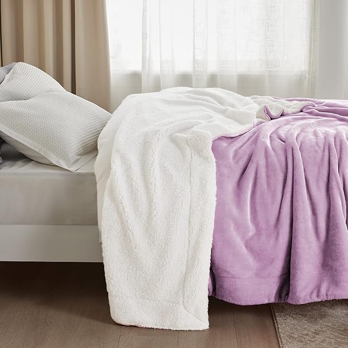Bedsure GentleSoft Sherpa Fleece Blankets Queen Size for Bed - Thick and Warm Throw for Girls and Women, Soft Fuzzy Plush Queen Blanket for Winter, Lilac, 90x90 Inches