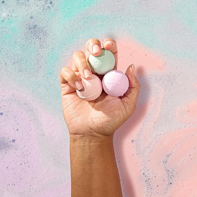 Onyx Professional Hydrating Bath Bomb Gift Set, 2 Pack - Includes 20 Bath Bombs and 2 Loofahs, Nourishes for Smooth Skin, Made with Shea Butter