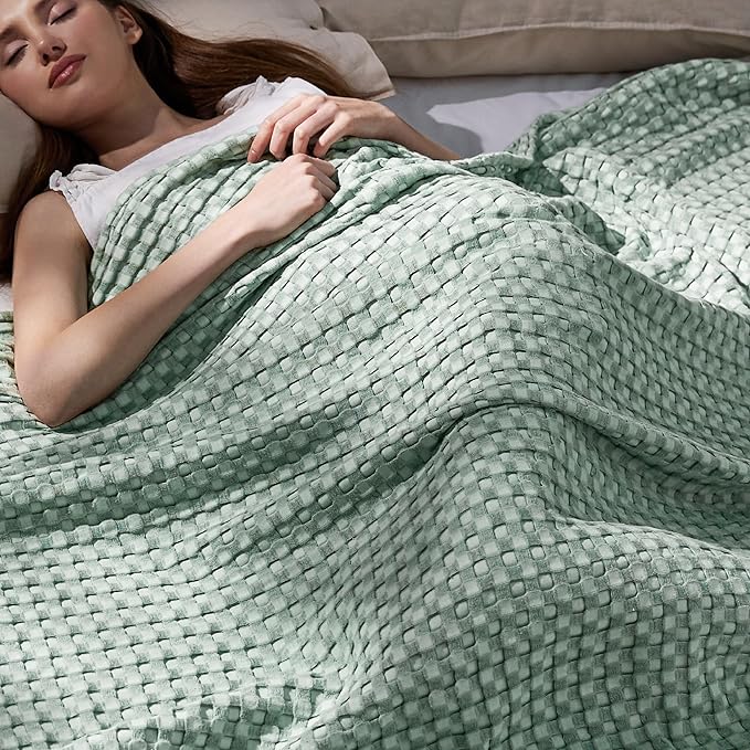 Bedsure Cooling Cotton Waffle Full Size Blanket - Lightweight Breathable Blanket of Rayon Derived from Bamboo for Hot Sleepers, Luxury Throws for Bed, Couch and Sofa, Mint Green, 80x90 Inches