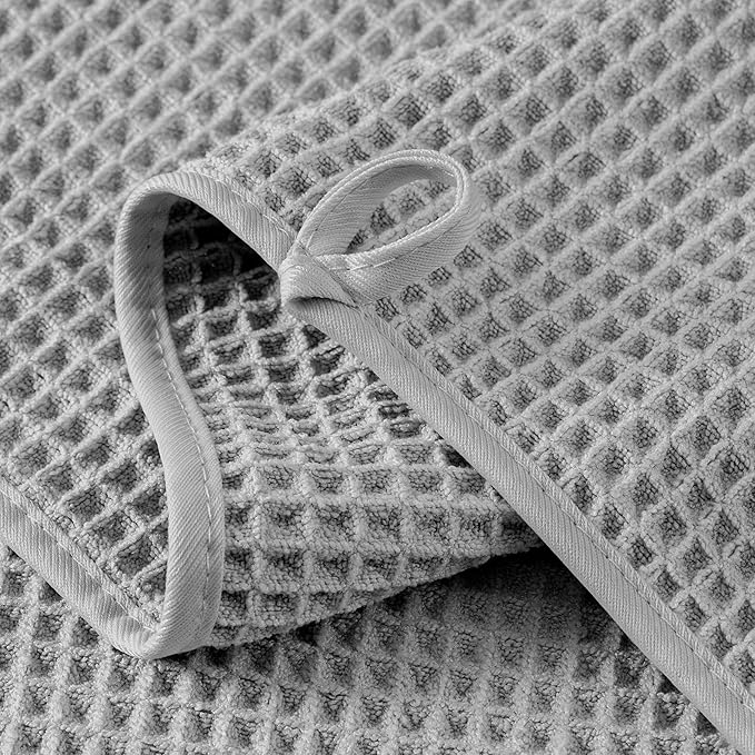 New Microfiber Waffle Bath Towels, 2 Pieces, Oversized, Soft, Absorbent, Fast Drying, Lint Free (Silver)