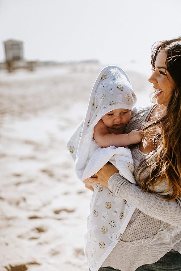 Copper Pearl Hooded Bath Towels Premium Knit/Terry Cloth Baby Towels with Hood, Pockets, and Cool Designs - Great to Gift and Make Bath Time Fun - Baby Bath Towel, Chip