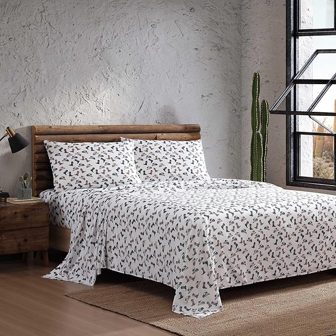 Wrangler - King Bed Sheets, Ultra-Soft & Lightweight Bedding with Matching Pillowcases, Lightweight Bed Set for All Season Comfort, Oeko-Tex Certified (Boots N Hats Black)