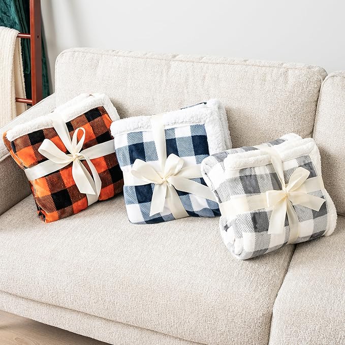PAVILIA Light Grey Buffalo Plaid Sherpa Throw Blanket for Couch Twin, Soft Fuzzy Flannel Blanket for Bed, Plush Checkered Fleece Blanket and Throws, Warm Thick Winter Blanket Gift, 60x80