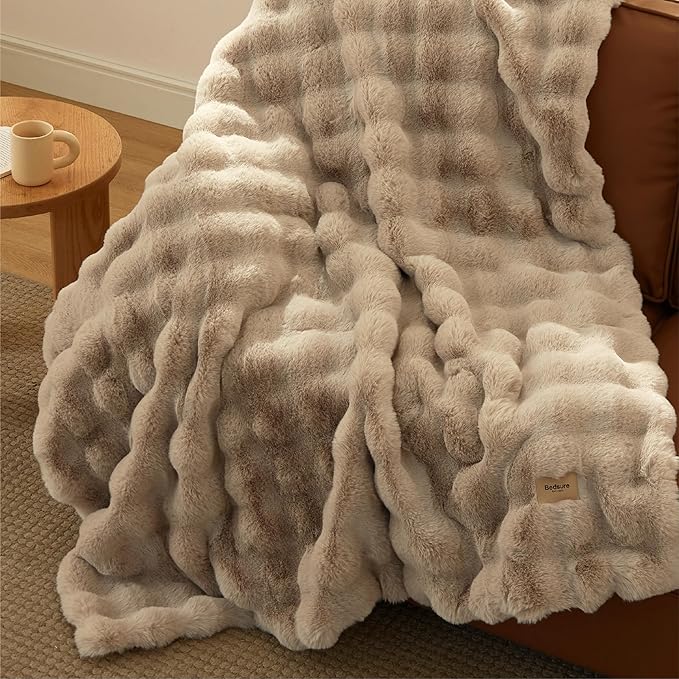 Bedsure GentleSoft Fluffy Faux Fur Blanket Twin Size, Fuzzy Soft Bubble Blanket for Couch, Faux Fur Decor for Home Living Room, Thick Furry Cozy Gifts for Women, Beige, 60x80 Inch