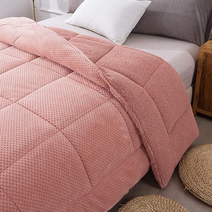 KASENTEX Super Ultra Soft Luxury Plush Sherpa Comforter, Cozy Reversible Fleece - Goose Down Alternative Fill, Machine Washable Bedding, Sunset Rose Pink, King Size