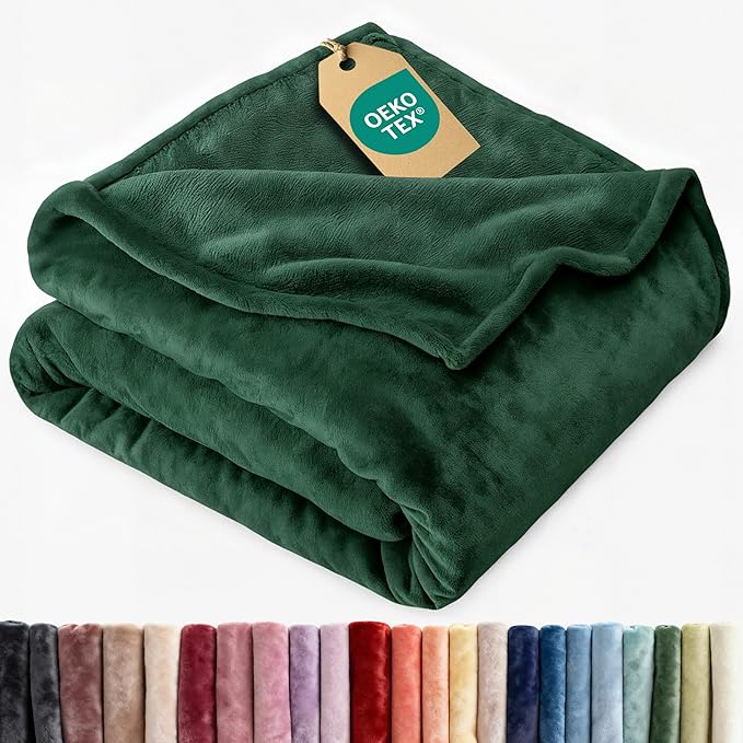Ultra Soft Fleece Blanket Twin Size - Flannel Fleece Luxury Twin Blanket - Lightweight for Couch Bed Chair - Thick, Warm and Breathable - All Season Cozy Anti-Static Microplush Bedding, Forest Green