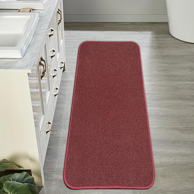 Christmas Bath Mat,Ultra Thin Bathroom Runner Rugs,Large Bath Mats for Bathroom,Quick Dry,Non-Slip,Machine Washable,Low Pile,Bath Rug,Shower Outside,Sink,Home Decor Accessories.Red,（17x35inch）