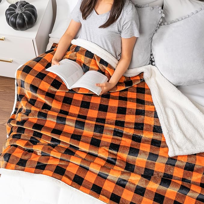 PAVILIA Black Orange Buffalo Plaid Sherpa Throw Blanket for Couch, Plush Halloween Checkered Fleece Blanket and Throws, Soft Fuzzy Flannel Blanket for Sofa Bed, Warm Cozy Winter Blanket Gift, 50x60