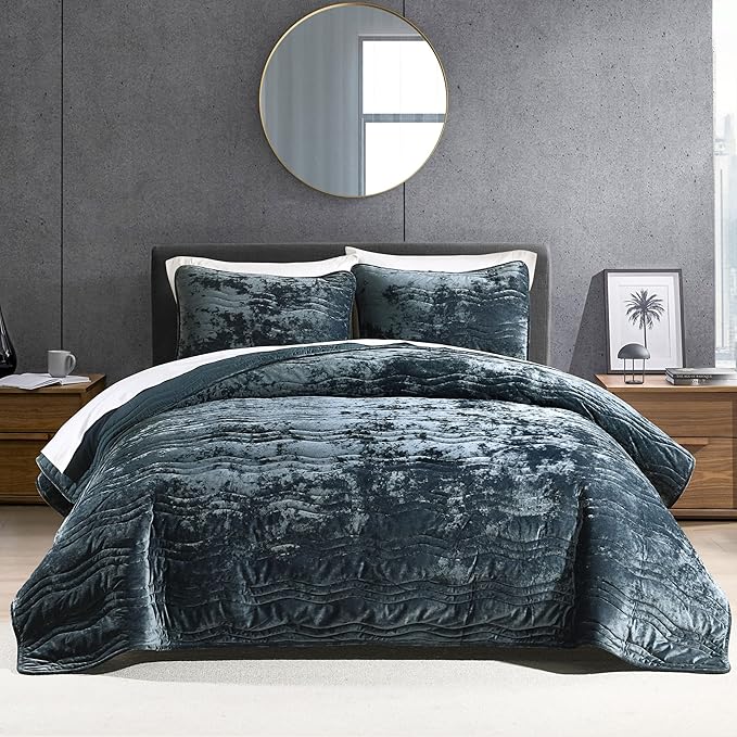 Velvet King Size Comforter Set, Luxurious King Quilt, Blue Bedding Set, Soft Plush Bedspread, Lightweight for All Season,Stormy Blue