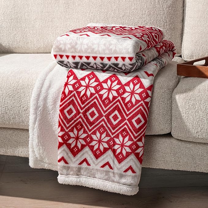 PAVILIA Premium Christmas Sherpa Throw Blanket | Christmas Decoration, Fleece, Plush, Warm, Cozy Reversible Microfiber Holiday Blanket 60x80