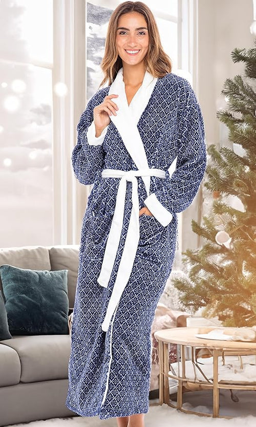 Alexander Del Rossa Plush Robe for Women, Long Fleece Winter Bath Robe, Plus Size