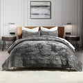 Velvet Quilt Set, Grey Velvet Quilt Queen Size Comforter Set, Luxury Bedding Soft Plush Bedspread, Machine Washable Coverlet,All-Season 3 Pieces