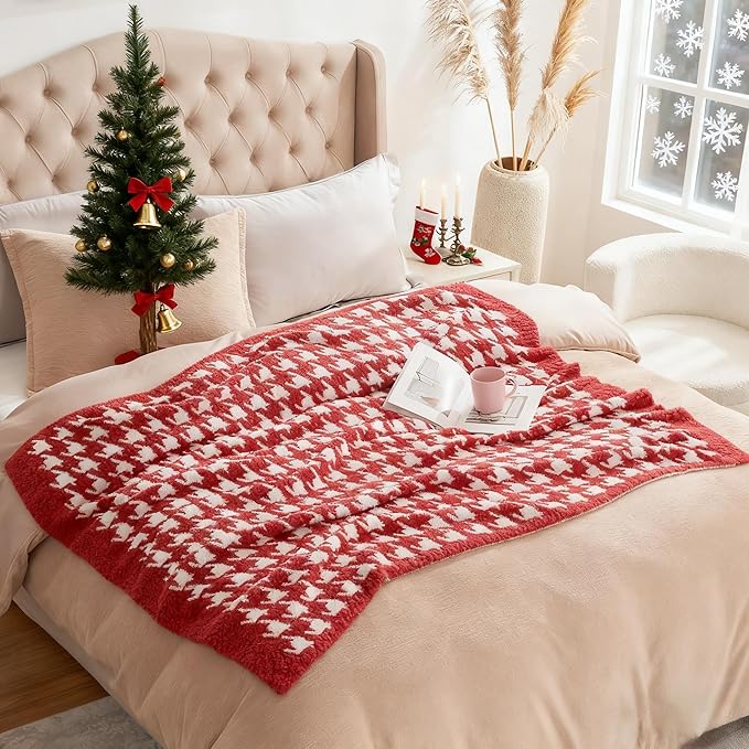 Snuggle Sac Christmas Throw Blanket - Soft Holiday Blanket for Couch, Gift for Family - Houndstooth Red, 50x60 Inches