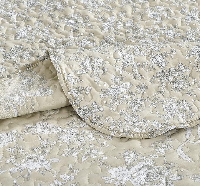 Brilliant Sunshine Classic Grey Floral Toile in Beige Background, 3-Piece Quilt Set with 2 Shams, Reversible Bedspread, Soft Lightweight Coverlet, All-Season, King, Beige