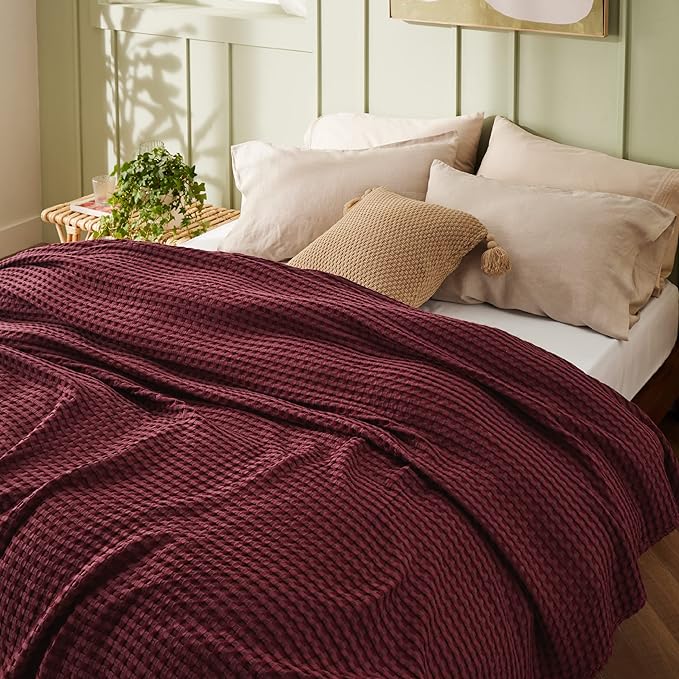 Bedsure Cooling Cotton Waffle King Size Blanket - Lightweight Breathable Blanket of Rayon Derived from Bamboo for Hot Sleepers, Luxury Throws for Bed, Couch and Sofa, Burgundy, 104x90 Inches