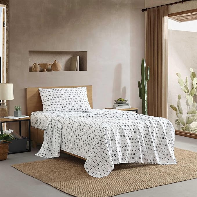 Wrangler - Twin XL Bed Sheets, Breathable & Wrinkle Resistant Bedding with Matching Pillowcase, Lightweight for Year-Round Use, Dorm Essentials (Horseshoe Dots Navy)