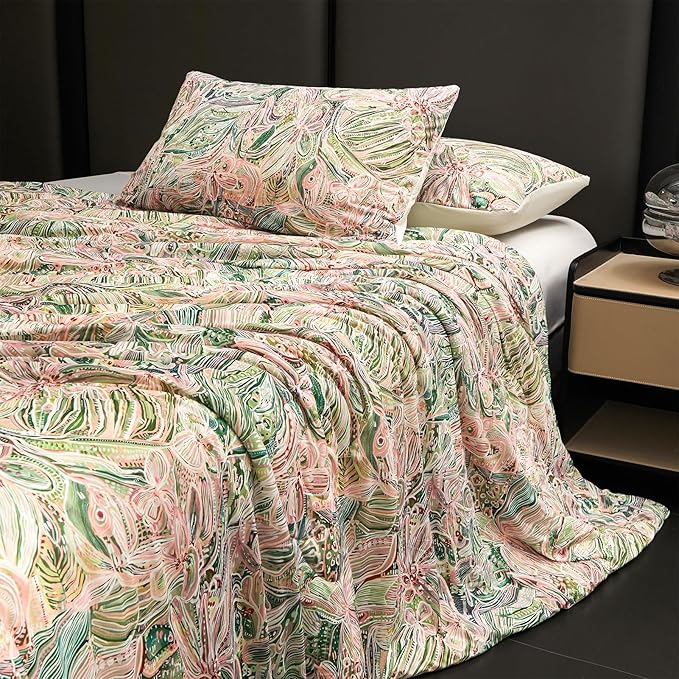 Cyusri Floral Print Cooling Comforter Set 3Pcs Breathable Cool King Size Bedding Set with 2 Pillowcases Green Pink Flowers Pattern Silky Cold Quilt, 108"x90"