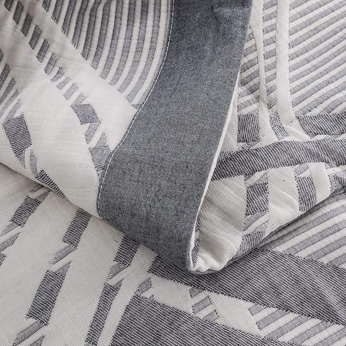 NTBAY 3 Layers Cotton Muslin 68x92 Twin Bed Blanket, Super Soft Breathable Thermal Yarn Dyed Quilt for Adults, Perfect Lightweight Blanket for Couch Sofa Bed All Seasons, Grey Wave